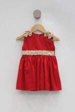 Vestido Infantil vermelho com laço e recortes
