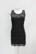 Vestido de renda feminino preto