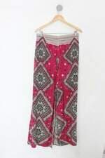 Saia c&a feminina estampada com Meio forro e Fenda