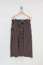 Saia c&a feminina listrada com Fenda e Sobreposição