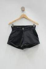 Shorts feminino preto
