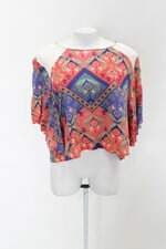 Blusa renner feminina colorida com Recortes