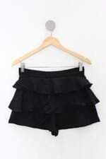 Shorts c&a feminino preto com Babado