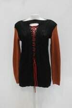 Blusa de malha feminina preta com Recortes