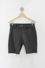 Shorts feminino cinza
