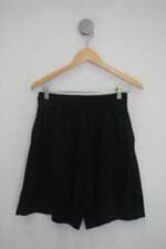 Shorts feminino preto com Cós com elástico