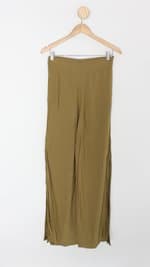 Calça de tecido renner feminina verde com Fenda
