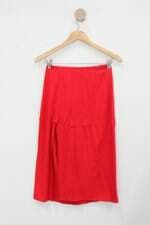 Saia modo on feminina vermelha