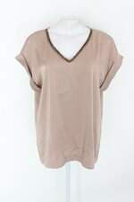Blusa cholet feminina bege com Aplique