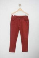 Calça de sarja feminina vermelha