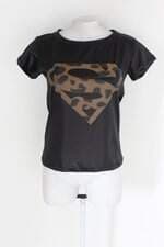 Blusa feminina preta estampada com Silk