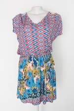 Vestido feminino azul estampado