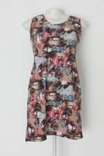Vestido curto feminino estampado