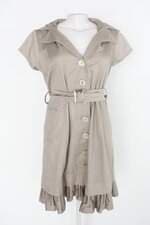 Vestido feminino bege com Faixa na Cintura