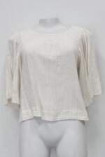 Blusa shoulder feminina bege listrada  com Aplique e fios metalizados 
