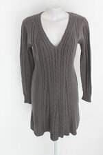 Vestido feminino cinza