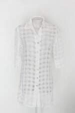Blusa feminina branca com Transparência e Recortes