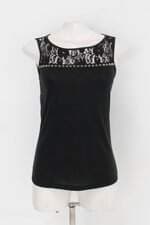 Blusa feminina preta com Aplique e Renda