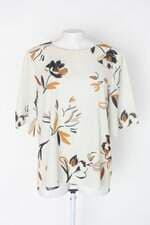 Blusa renner feminina branca com estampa floral
