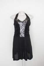 Vestido feminina preto com Bordado