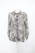 Camisa c&a feminina estampada com Barra Mullet e Transparência