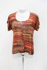 Blusa feminina estampada com Recorte