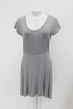 Vestido feminino cinza