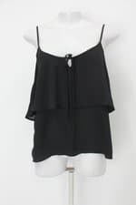 Blusa renner feminina preta com Recortes