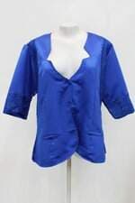 Blusa feminina azul com Bordado