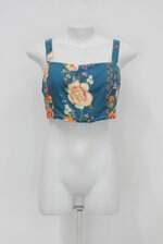 Top cropped farm feminino azul floral com Franzido