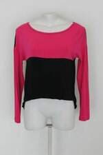 Blusa feminina preta com Recortes