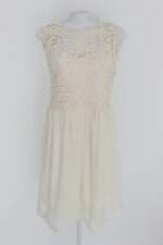 Vestido feminino bege com Forro