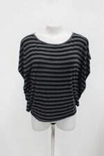 Blusa ampla feminina listrada