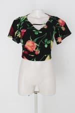 Blusa cropped feminina floral 