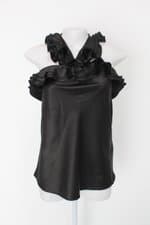 Blusa Frente Única feminina preta com babado