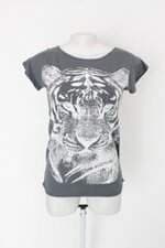 Blusa feminina cinza estampada com Silk