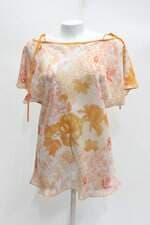 Blusa feminina estampada com Recortes e Transparência