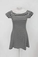 Vestido feminino listrado 