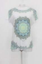 Blusa básica feminina estampado