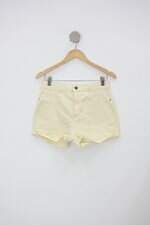 Shorts marisa feminino amarelo