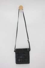 Bolsa Tiracolo feminina preta com Forro