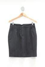 Saia renner feminina preta com Nervura