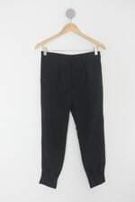 Calça de tecido feminina preta com Pregas