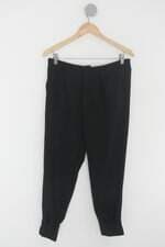 Calça de tecido feminina preta com Pregas