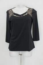 Blusa one up feminina preta com Aplique
