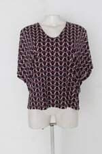 Blusa fit feminina estampada