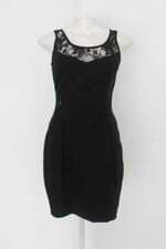 Vestido feminino preto com Renda