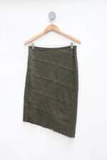 Saia hit knit feminina verde com Renda e Assimetria