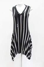 Vestido feminino estampado com Assimetria