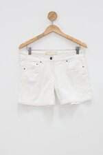 Shorts de sarja feminino branco com Renda